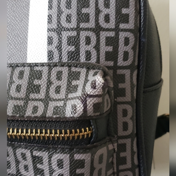 BEBE RINA LOGO SMALL BLACK SIGNATURE LOGO PRINT BACKPACK BAG W/ POUCH - Picture 3 of 12